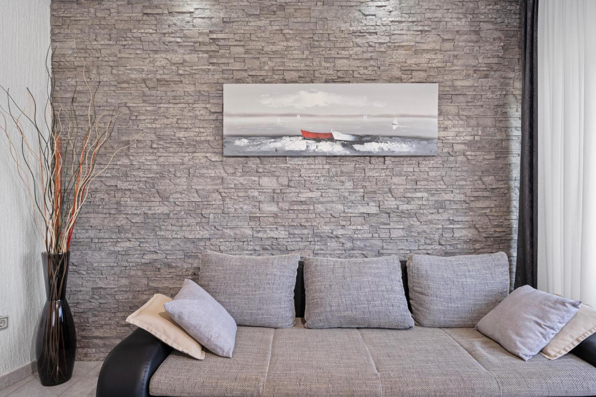 Apartman Aquarius - Beachside With Heated Pool