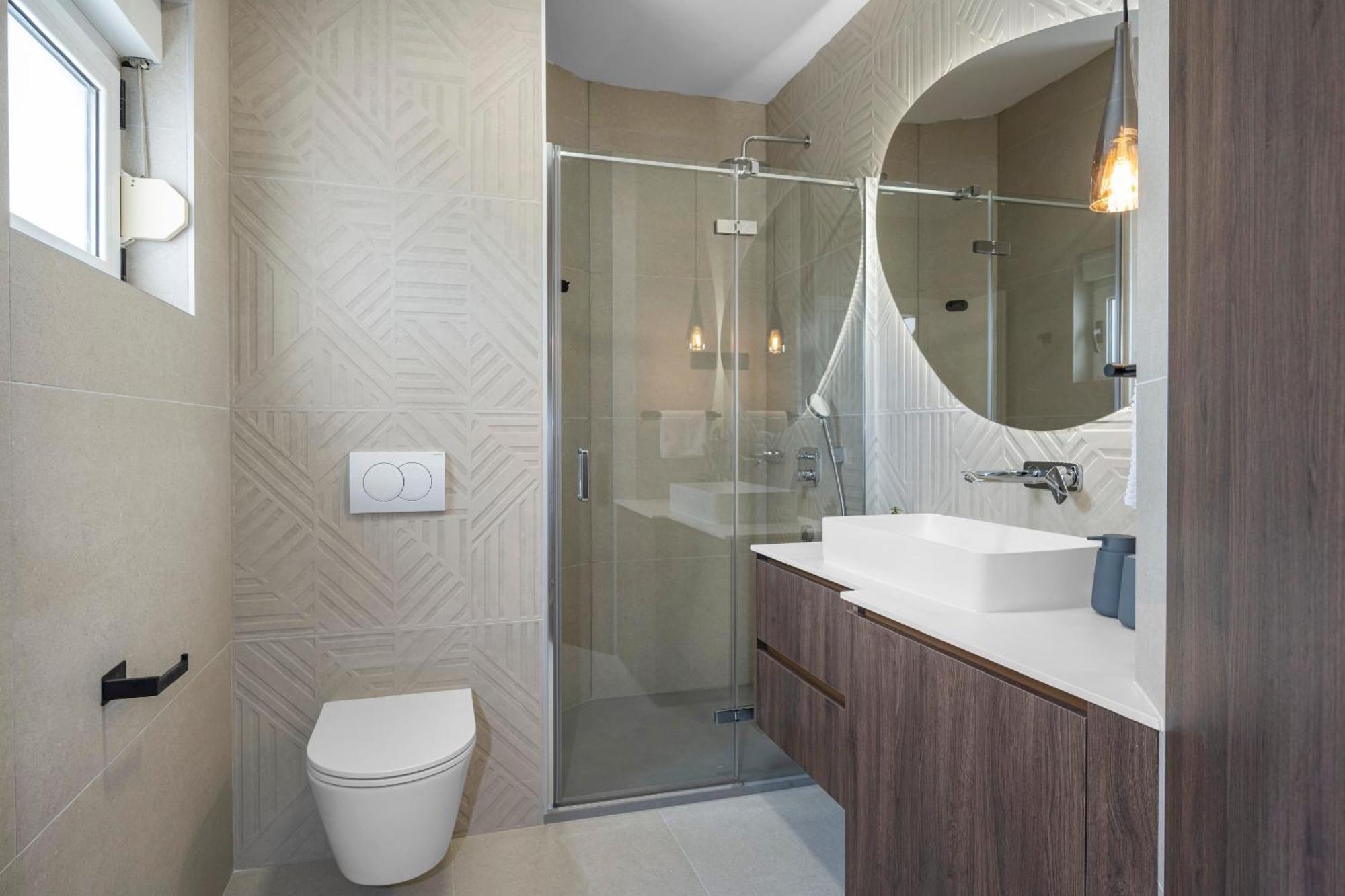Aquarius - Beachside With Heated Pool *