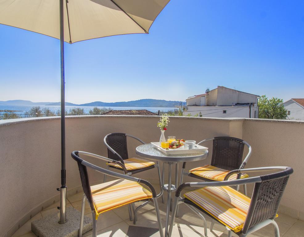 Apartman Aquarius - Beachside With Heated Pool *